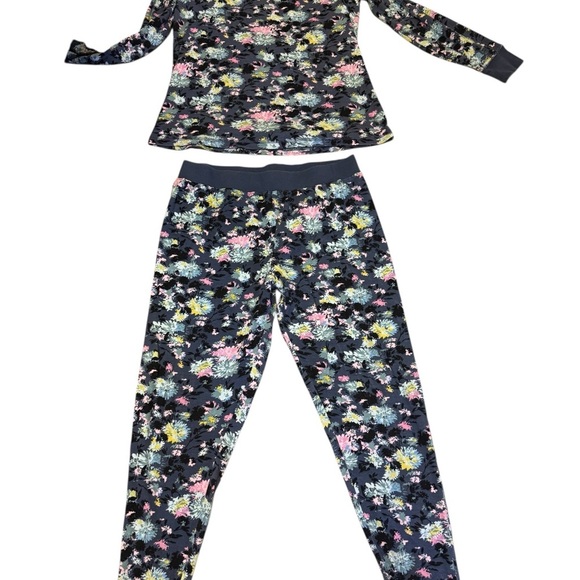 Vera Bradley Blue and Pink Floral Pajama Set - Picture 1 of 9